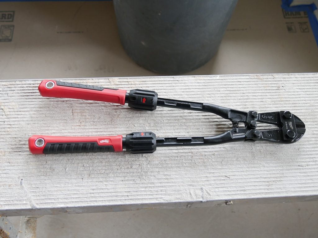 Milwaukee Adjustable Bolt Cutter Review