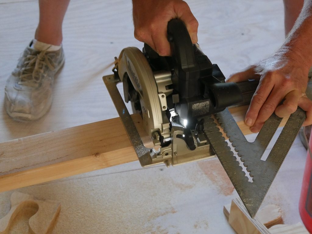 Makita sub compact circular saw review 1 13
