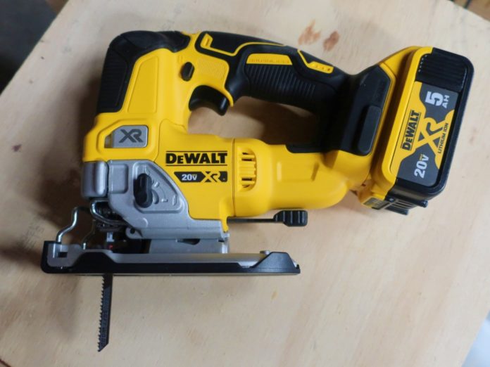 Dewalt Cordless Jigsaw Review - Tools In Action - Power Tool Reviews