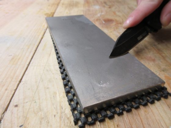 How to Keep Cutting Tools Razor Sharp