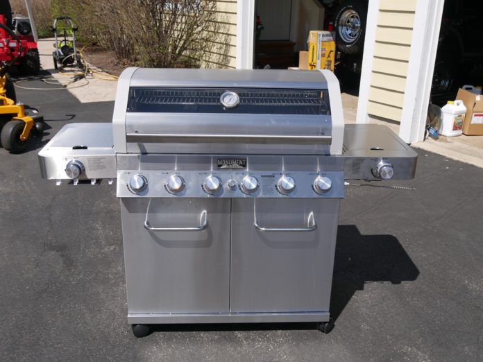 Monument Grill Review - Tools In Action - Power Tool Reviews