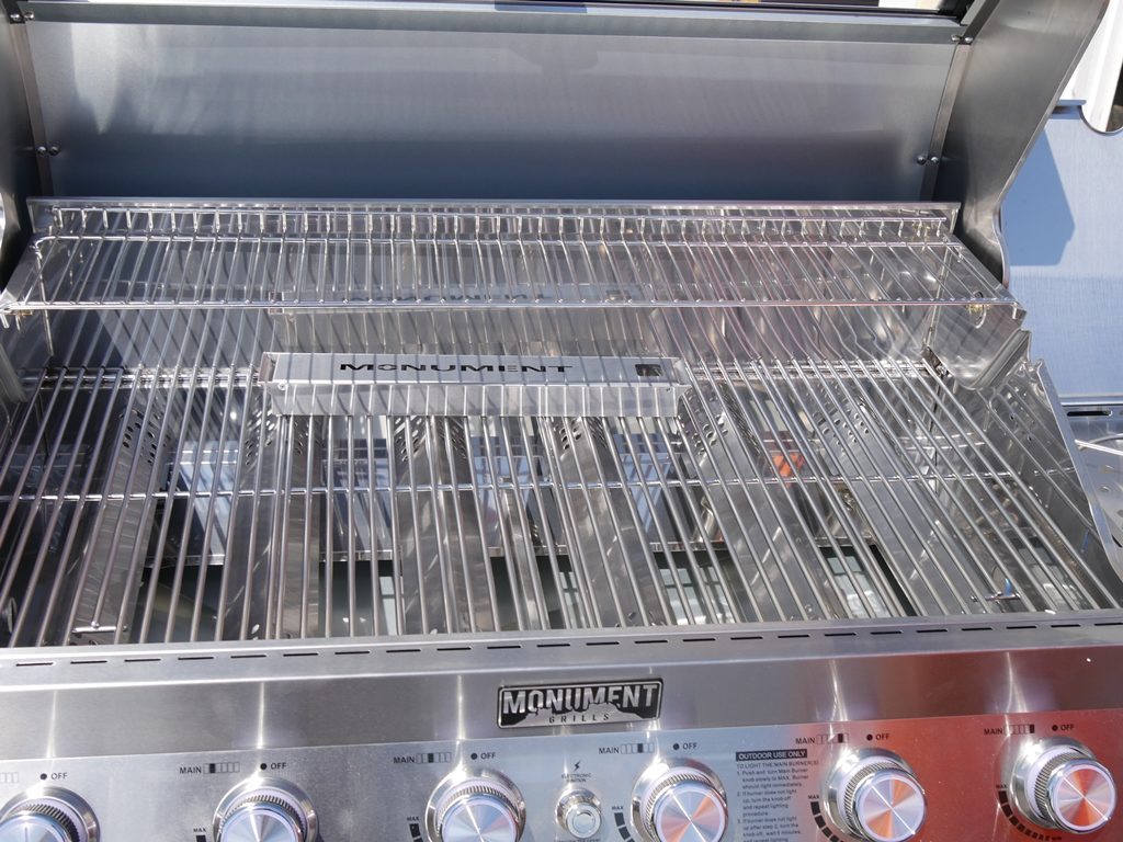 Monument Grill Review