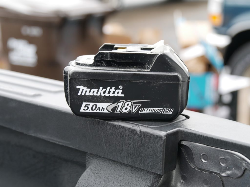 Makita Cordless Hedge Trimmer Review