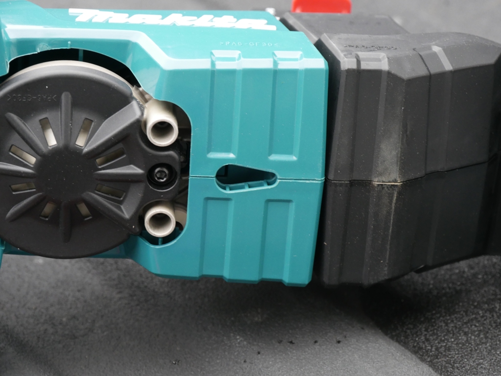Makita Cordless Hedge Trimmer Review