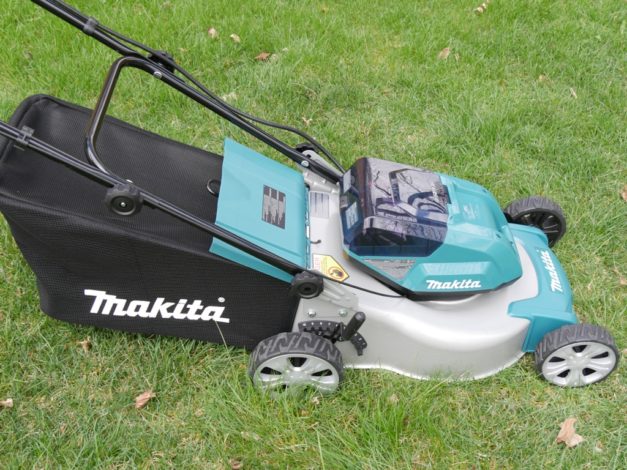 Makita Cordless Lawn Mower - Tools In Action - Power Tool Reviews