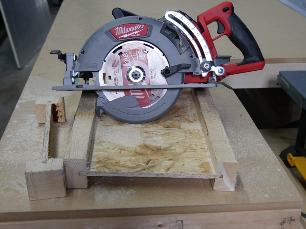 Milwaukee Rear Handle Circular Saw Review