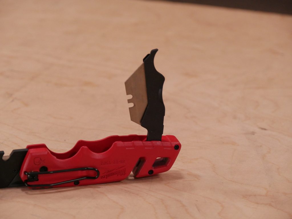 Milwaukee FastBack Knife