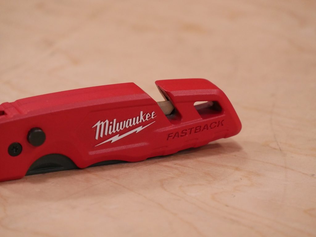 Milwaukee fastback knife 09