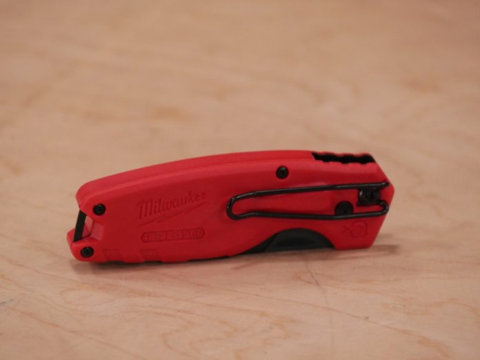 Milwaukee Fastback Knife - Tools In Action - Power Tool Reviews