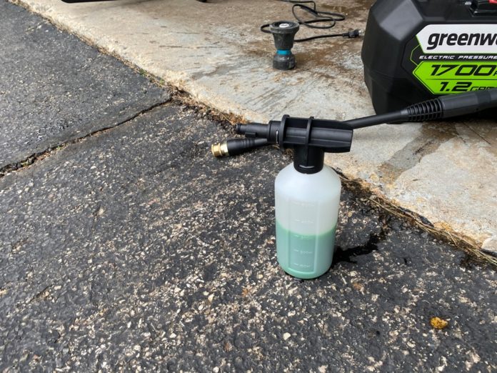 Greenworks Electric Pressure Washer Tools in Action