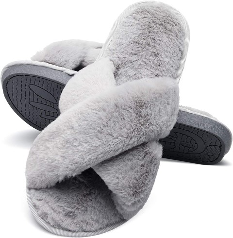 2023 Mother's Day Gift Guide fuzzy spa slippers