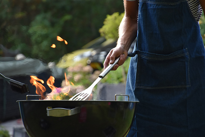 Summer Party Checklist: grill vs smoker