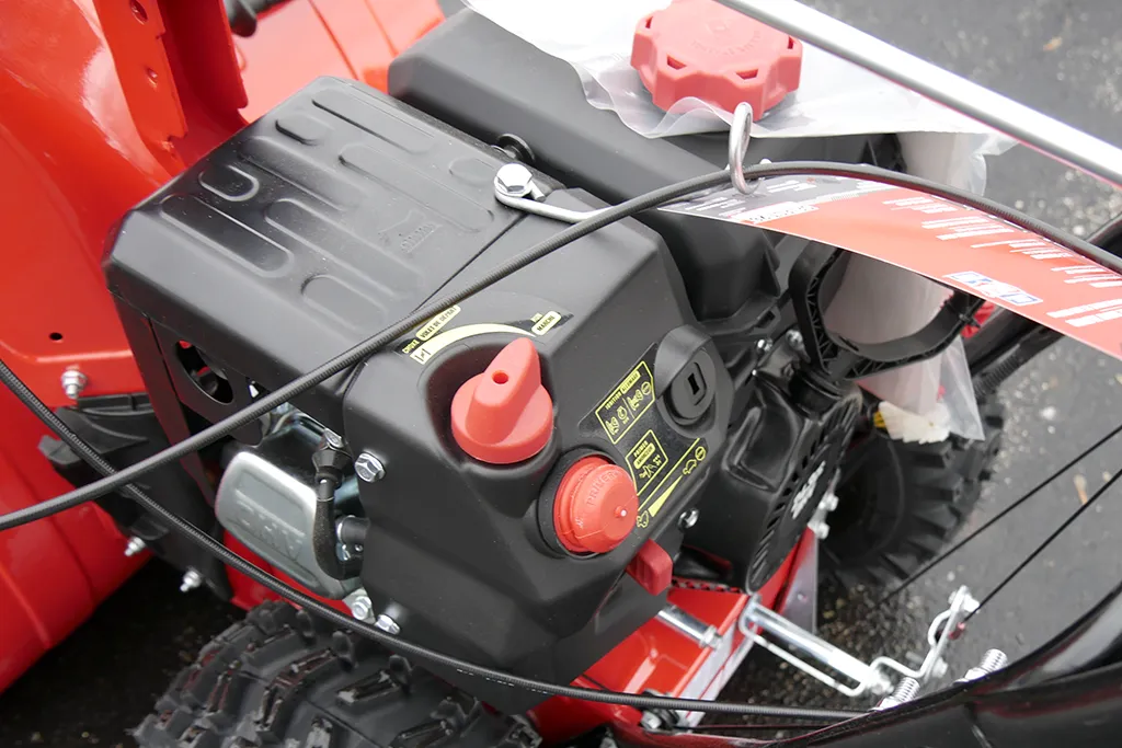 CRAFTSMAN 26 in. snow blower engine and fuel tank