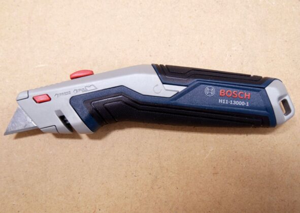 Bosch H11-13000 retractable utility knife