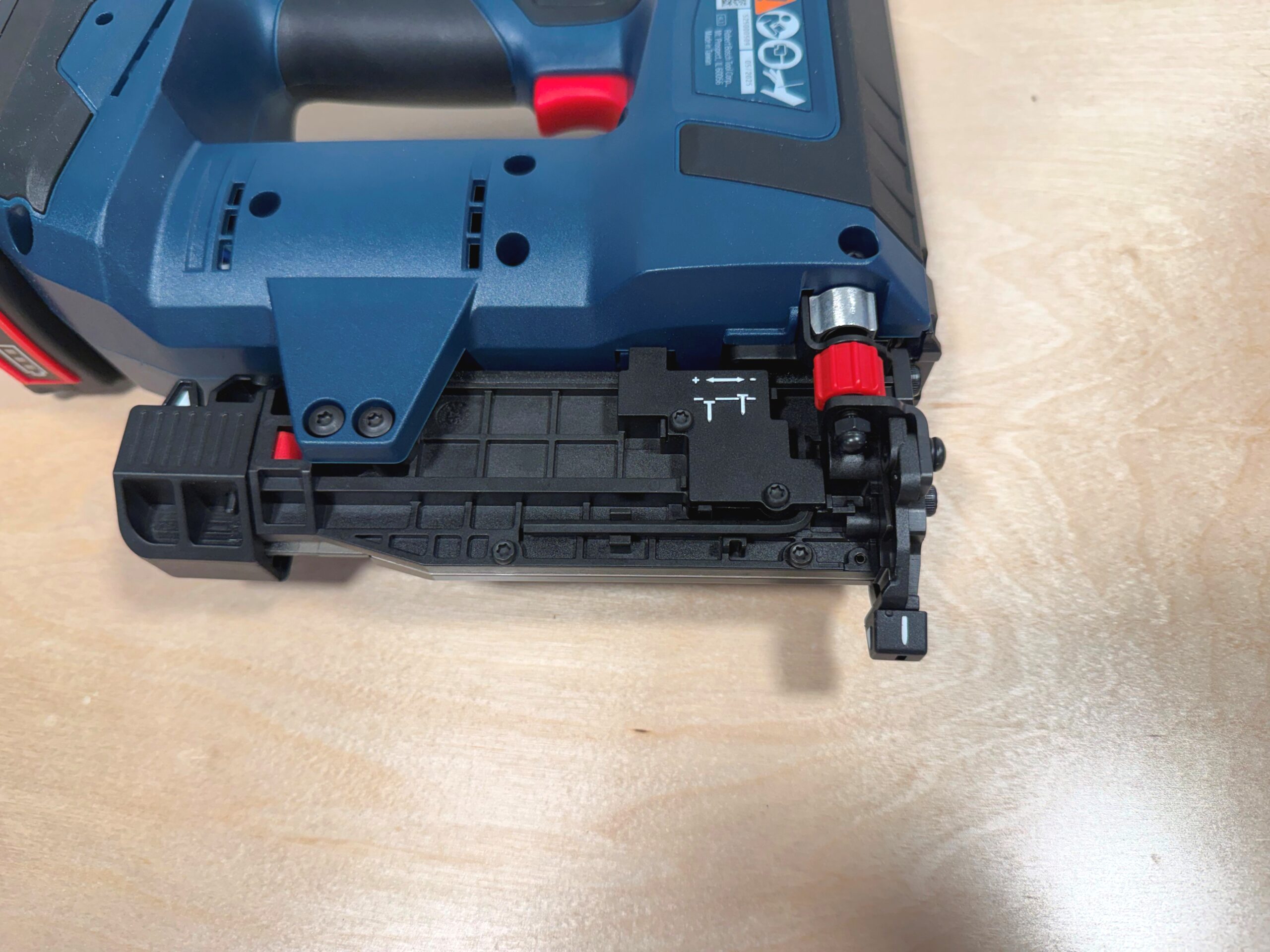 Bosch Gnh18V 35N Pin Nailer