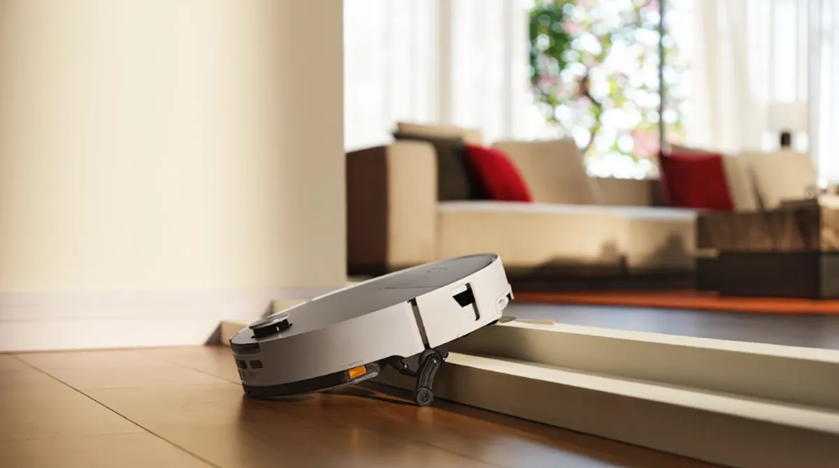 CES smart home trends roborock saros