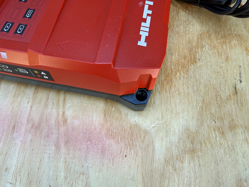 Hilti C 8D-22 Dual Charger
