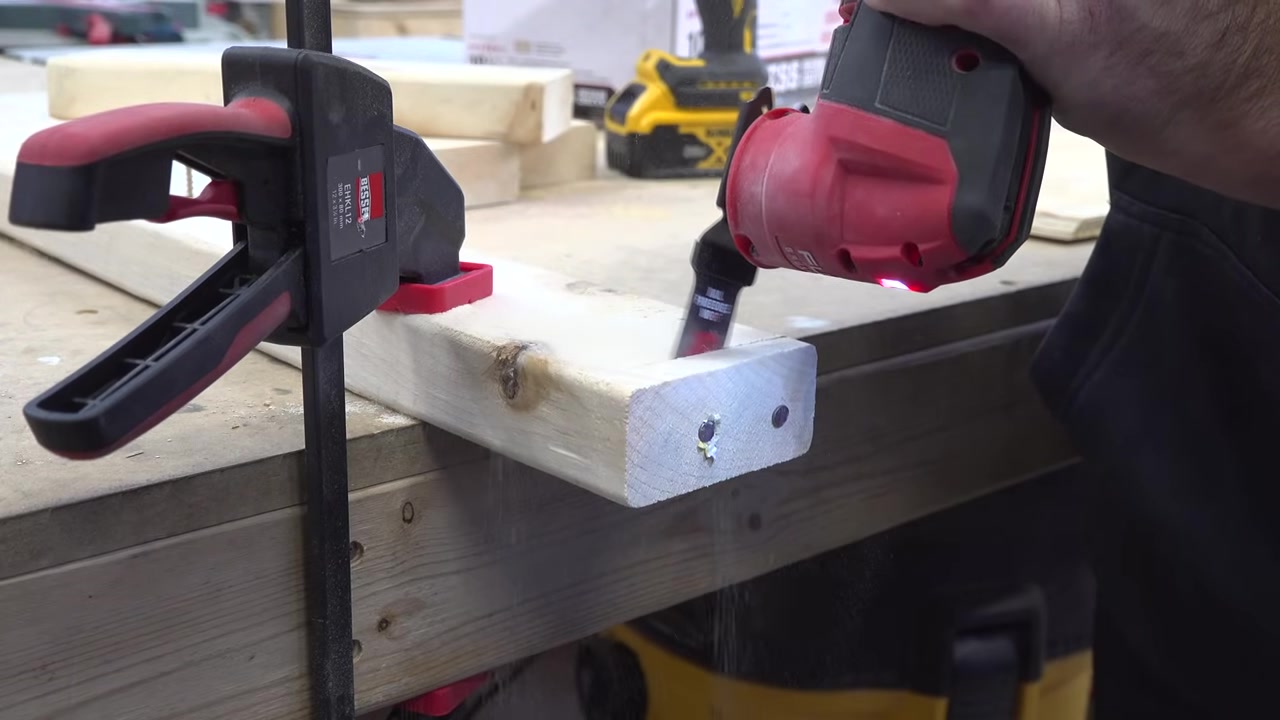 Nails Don’t Scare It: Diablo’s Demo Demon Oscillating Blade (DOU125BW)